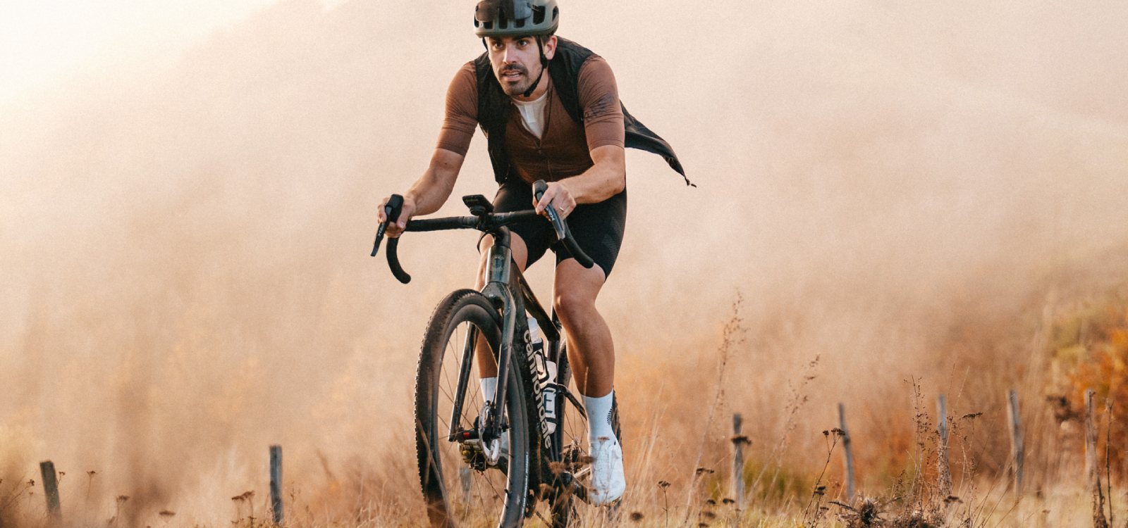 26-1-pack-serenite-cannondale Slide background